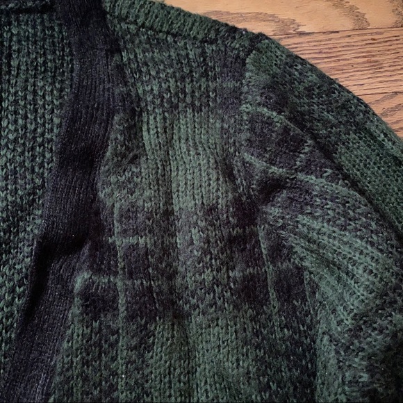 Torrid Green & Black Plaid Open Front Cardigan (1) - Picture 9 of 12